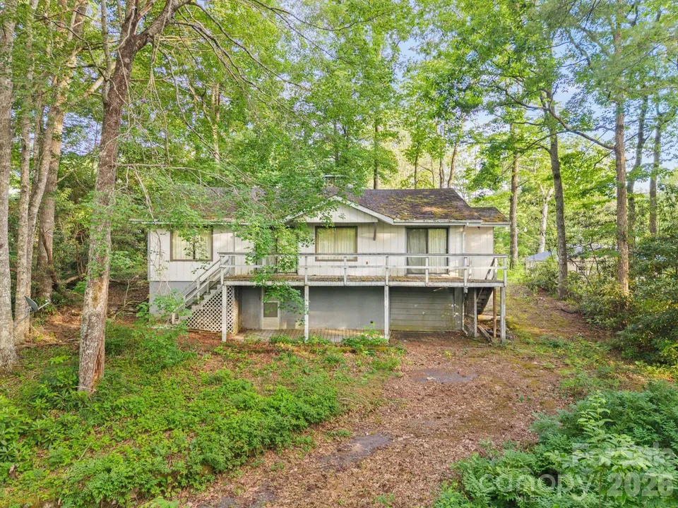 Property in Avery